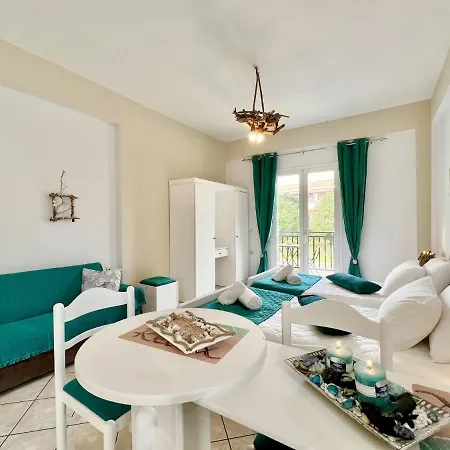 Evaggelia With Private Pool By Dadovillas *