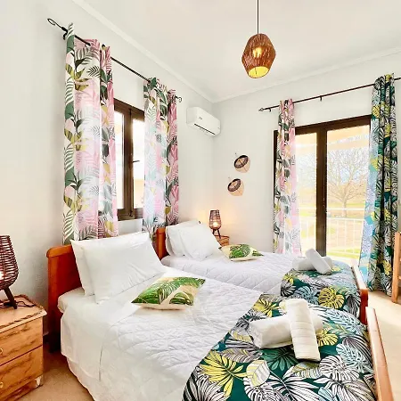 Evaggelia With Private Pool By Dadovillas * Sidari (Corfu)