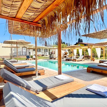 Vilă Evaggelia With Private Pool By Dadovillas *