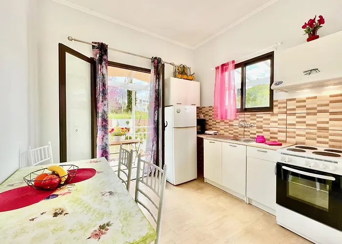 Villa Evaggelia With Private Pool By Dadovillas *