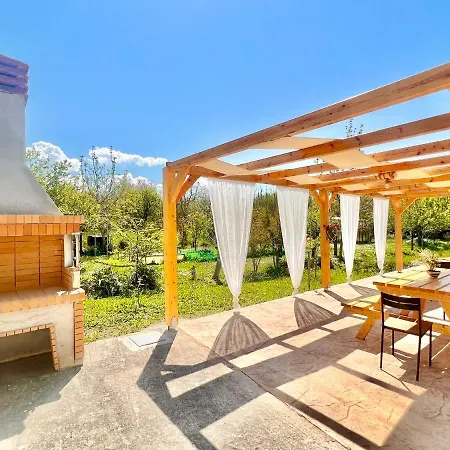 Evaggelia With Private Pool By Dadovillas *